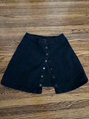 Forever 21 Black Button-Front Skater Skirt